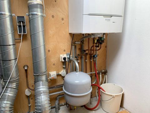 Nieuwe gasketelwet: je cv-ketel laten installeren repareren door een niet-gecertificeerde installateur straks niet meer - Romijnders